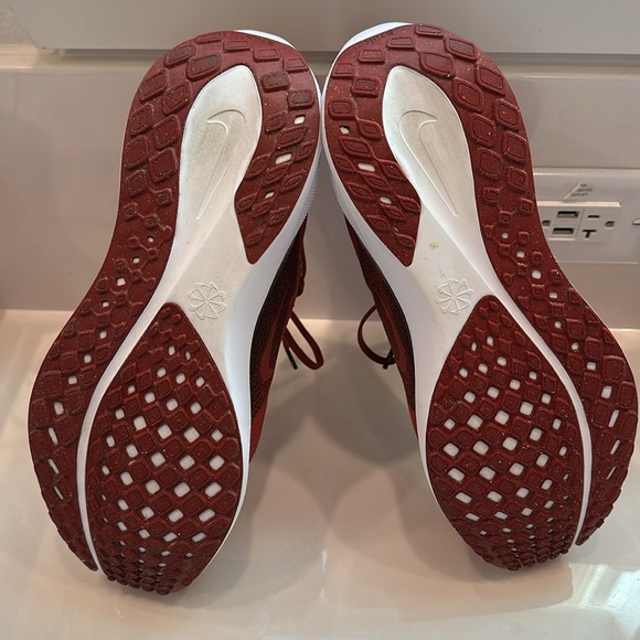 Oklahoma Sooners Nike Pegasus 41 Running Shoes - Picture 4 of 4